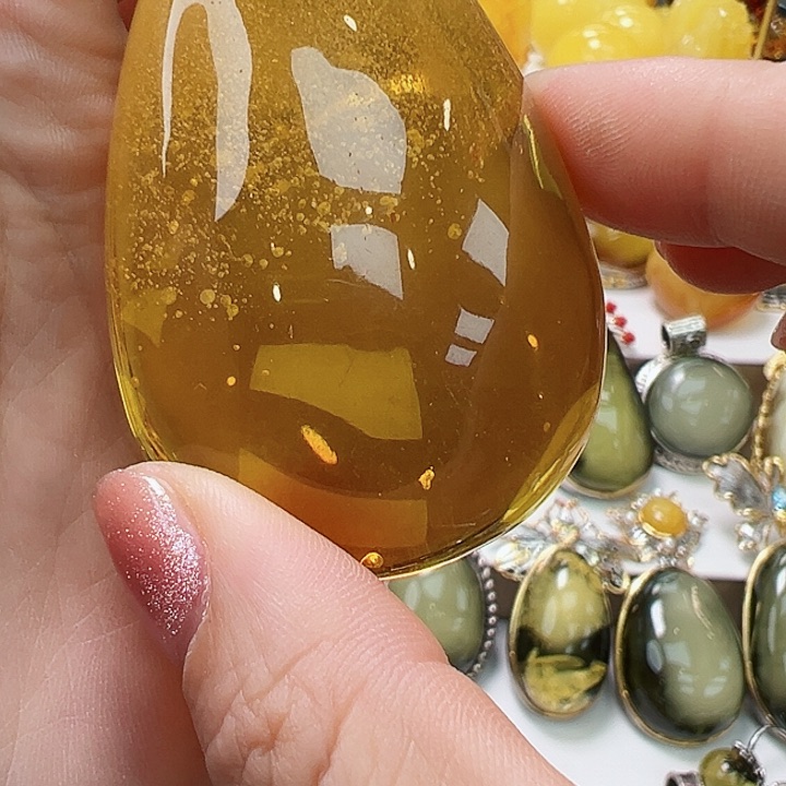 银S925镶嵌琥珀戒指