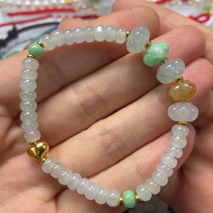 翡翠未镶嵌手串7999999999