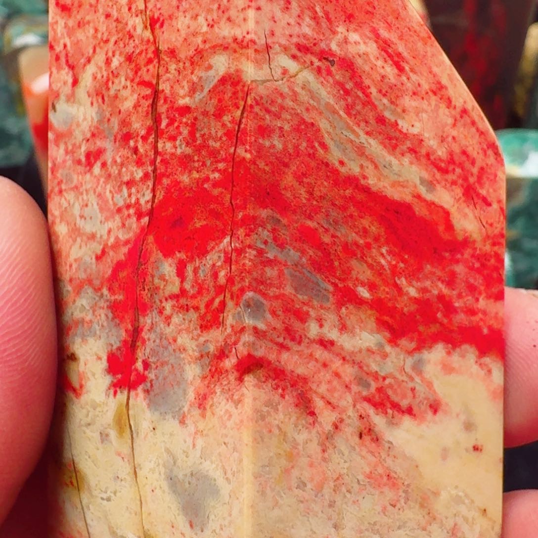 昌化鸡血石软玉地