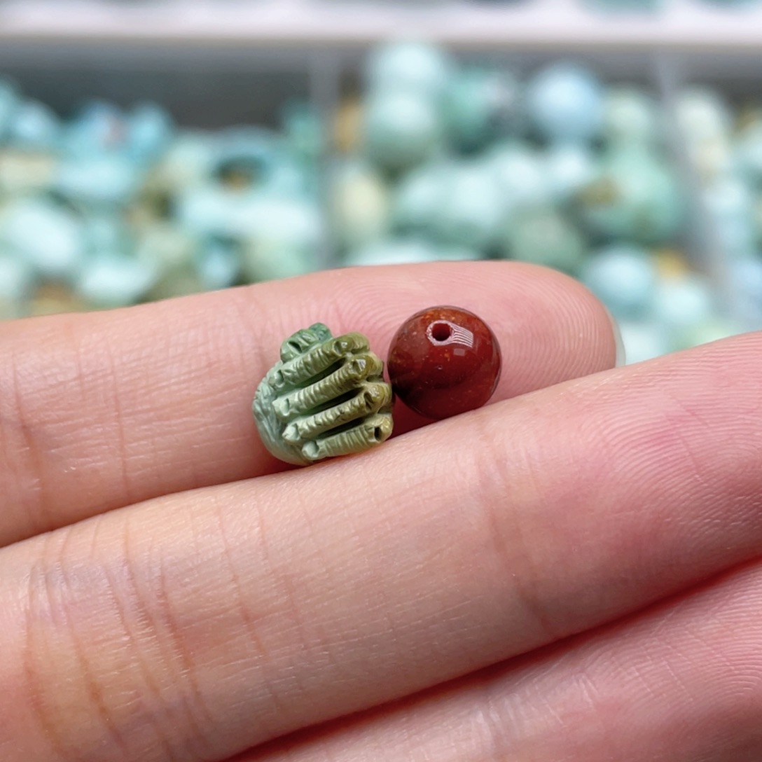 未镶嵌南红玛瑙珠宝奇石