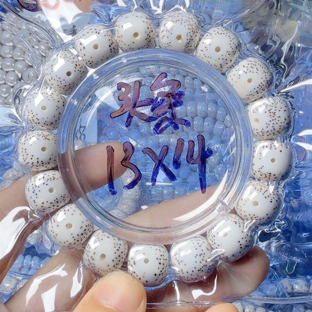 J***F吊坠星月菩提星月菩提
