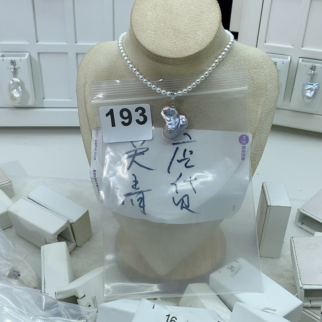 淡水珍珠颈饰合金