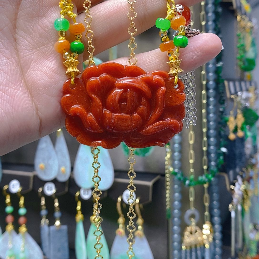 未镶嵌翡翠耳饰翡翠