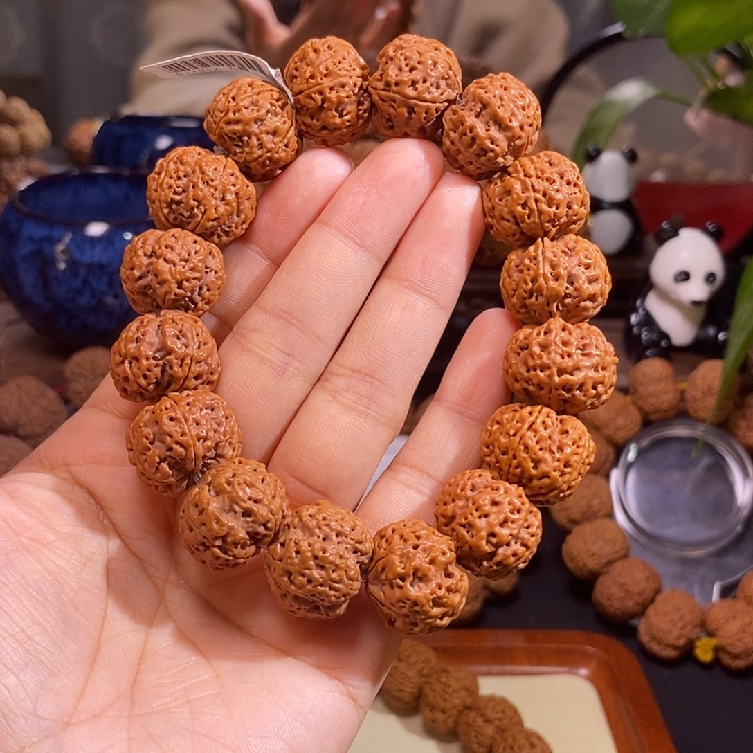 金刚菩提手串天****?满天星蜂王18mm
