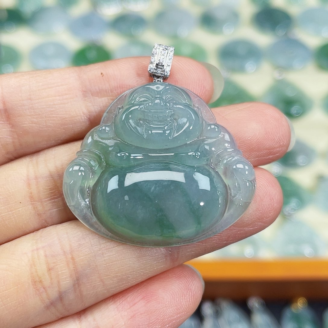 翡翠颈饰18K金镶嵌吊坠