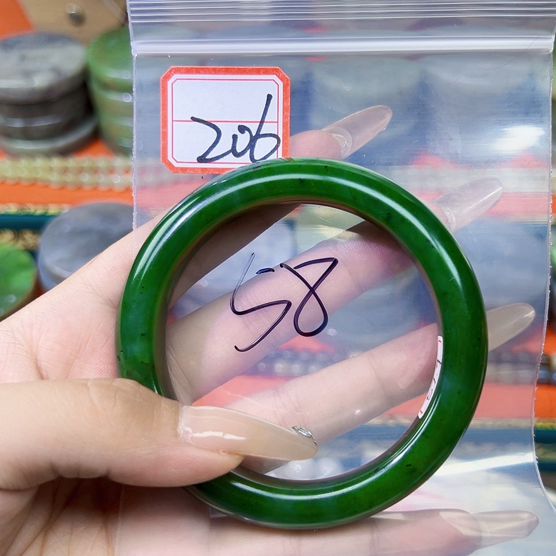 和田玉未镶嵌珠宝半成品