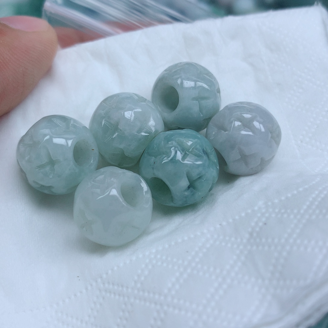 翡翠未镶嵌吊坠(不含链)吊坠