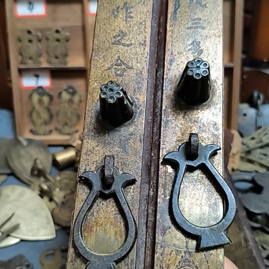 爽***子硅胶铜攀四个，包浆自然