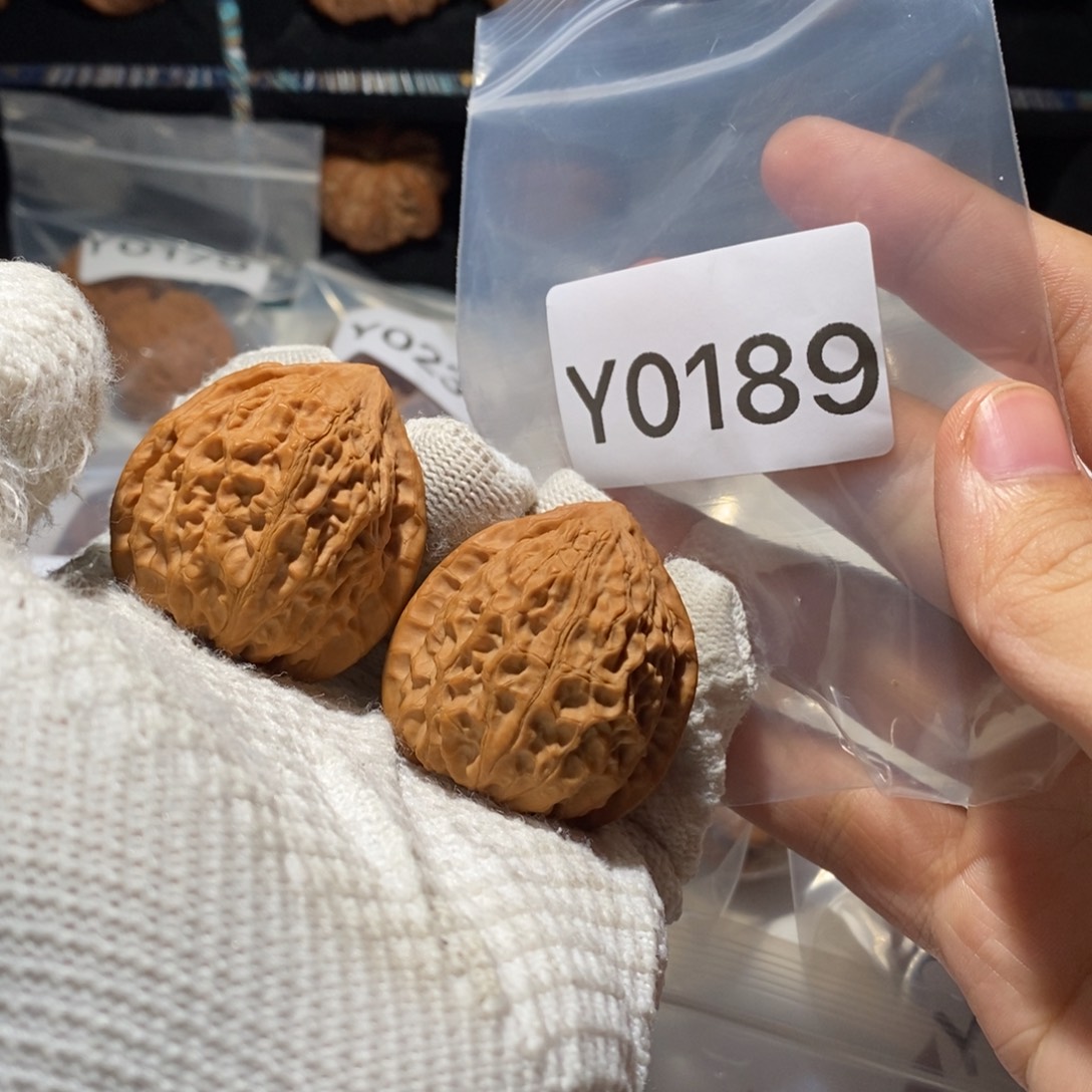 吊坠文玩核桃40全品原装金牛