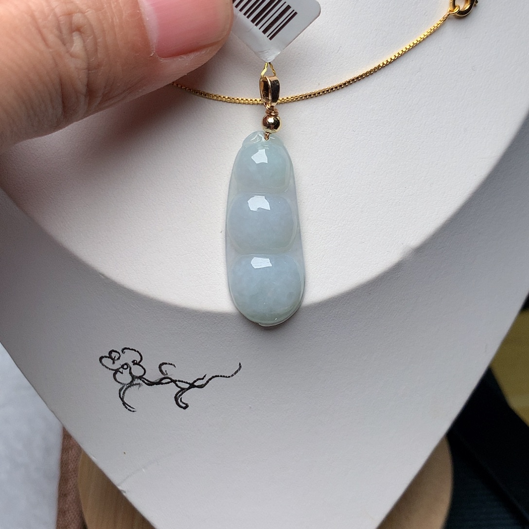 翡翠未镶嵌颈饰未镶嵌