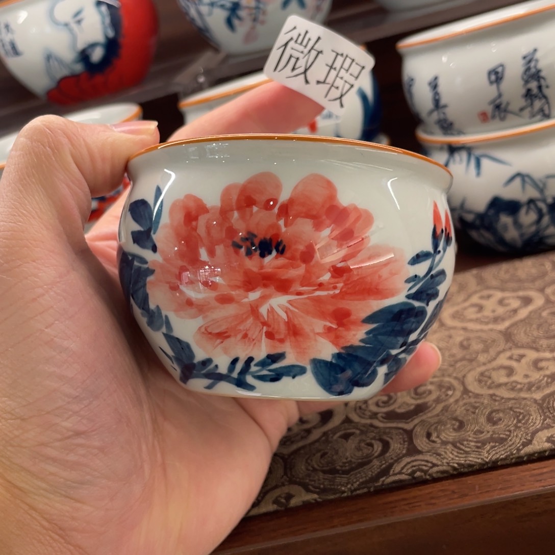 釉下手绘茶具微瑕