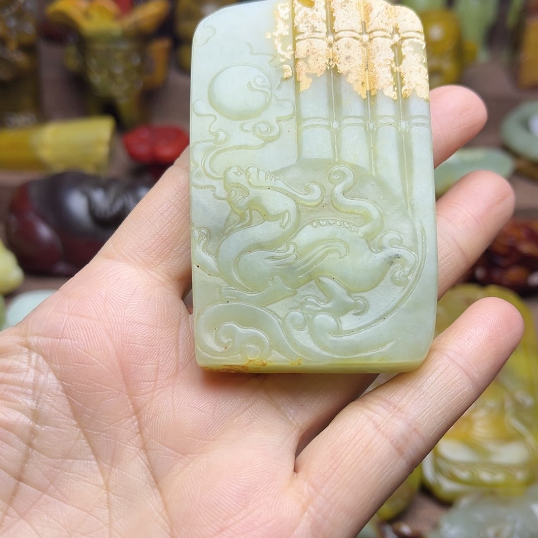 白玉菩提吊坠135。。