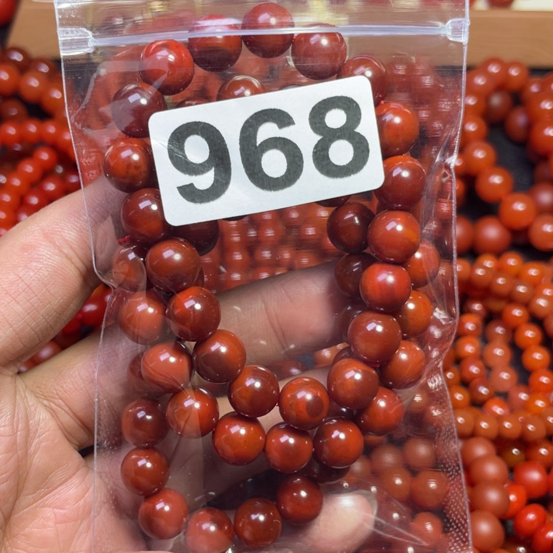 南红玛瑙手串合金似***年