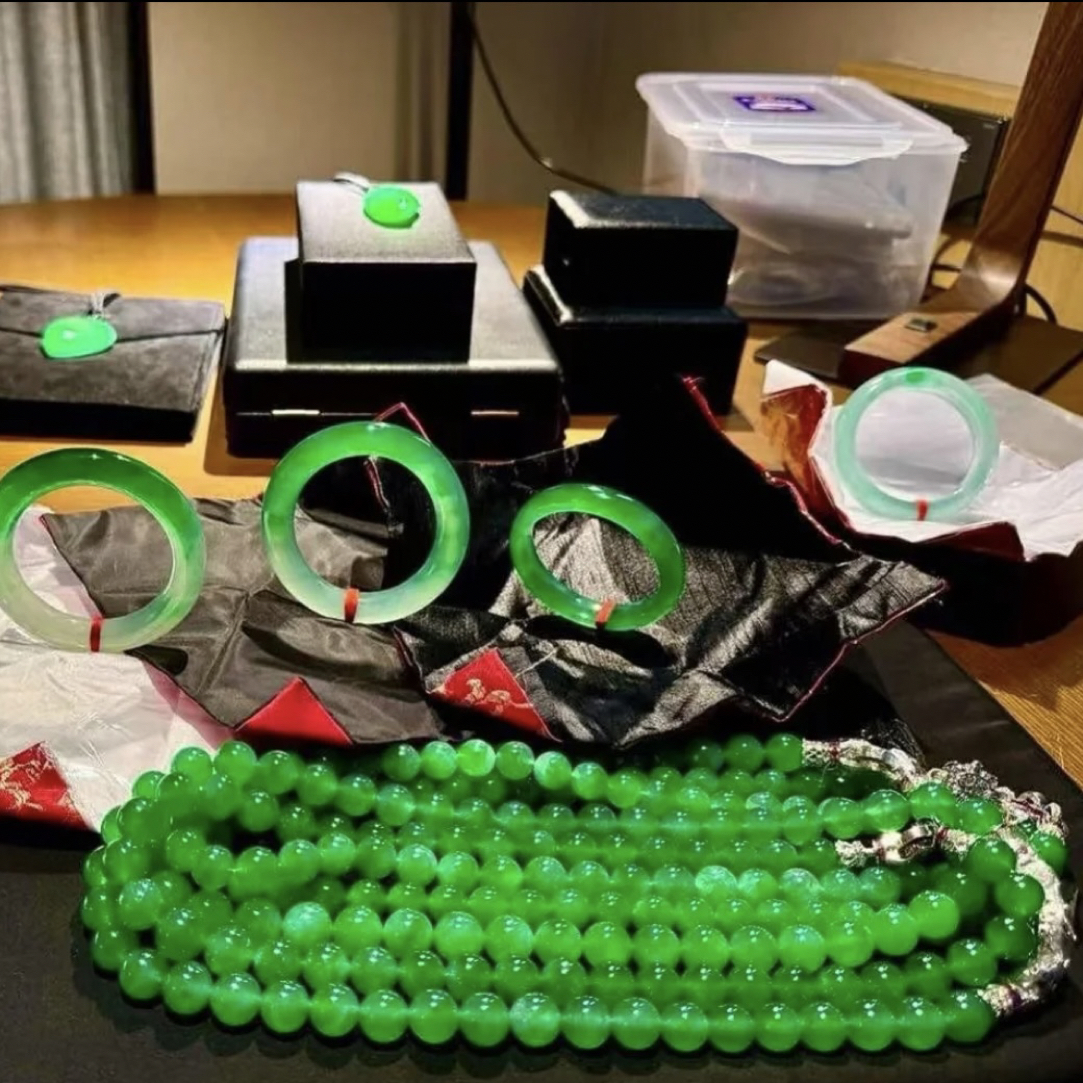 传承美翠·世代留传· 源头自营直播间 只做有品质珠宝感的精品翡翠