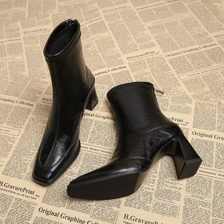 品牌粗跟短靴女真皮尖头2025秋冬新款加绒气质高跟瘦瘦靴