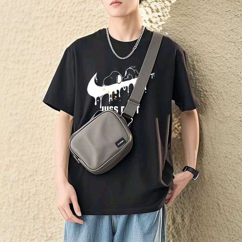 043潮牌联名款潮品T恤男女同款时尚百搭圆领t恤短袖黑白史努比勾