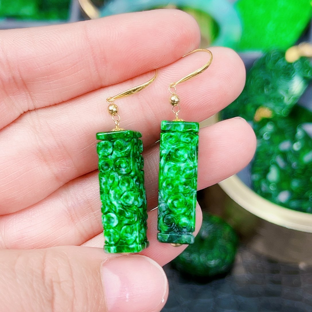 翡翠颈饰18K金镶嵌耳饰