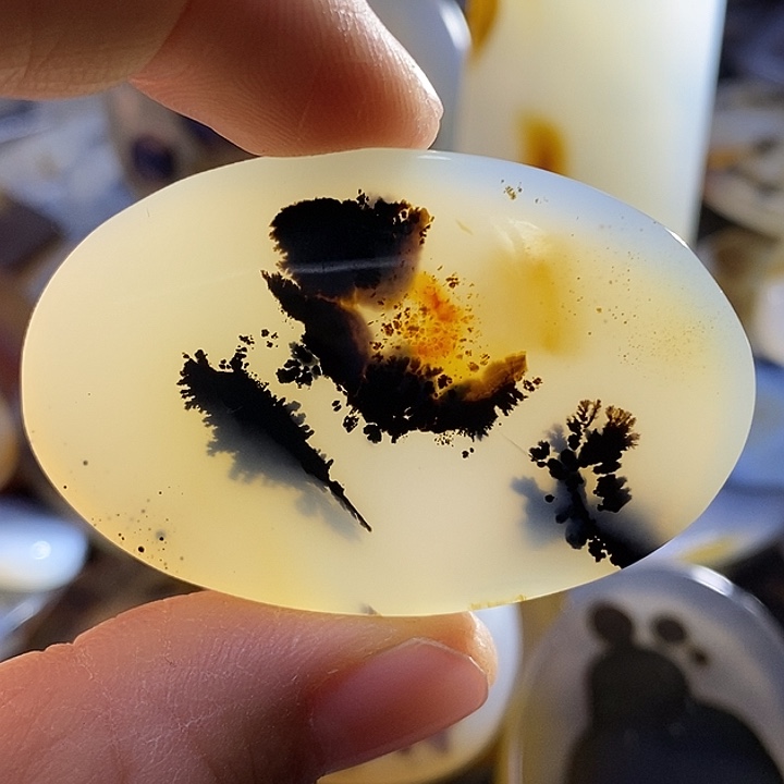 未镶嵌颈饰玛瑙/玉髓