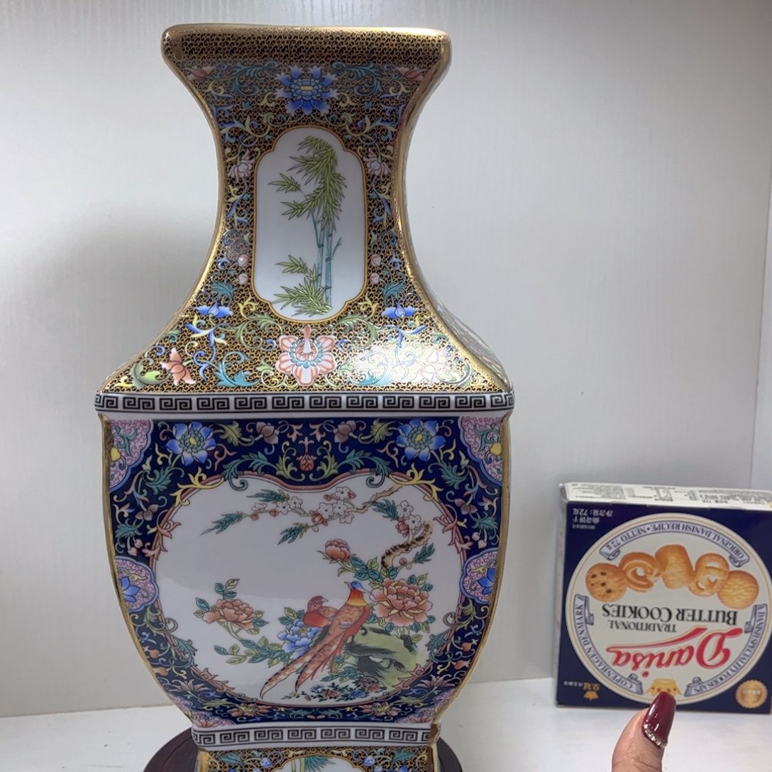 景德镇陶瓷花瓶摆件