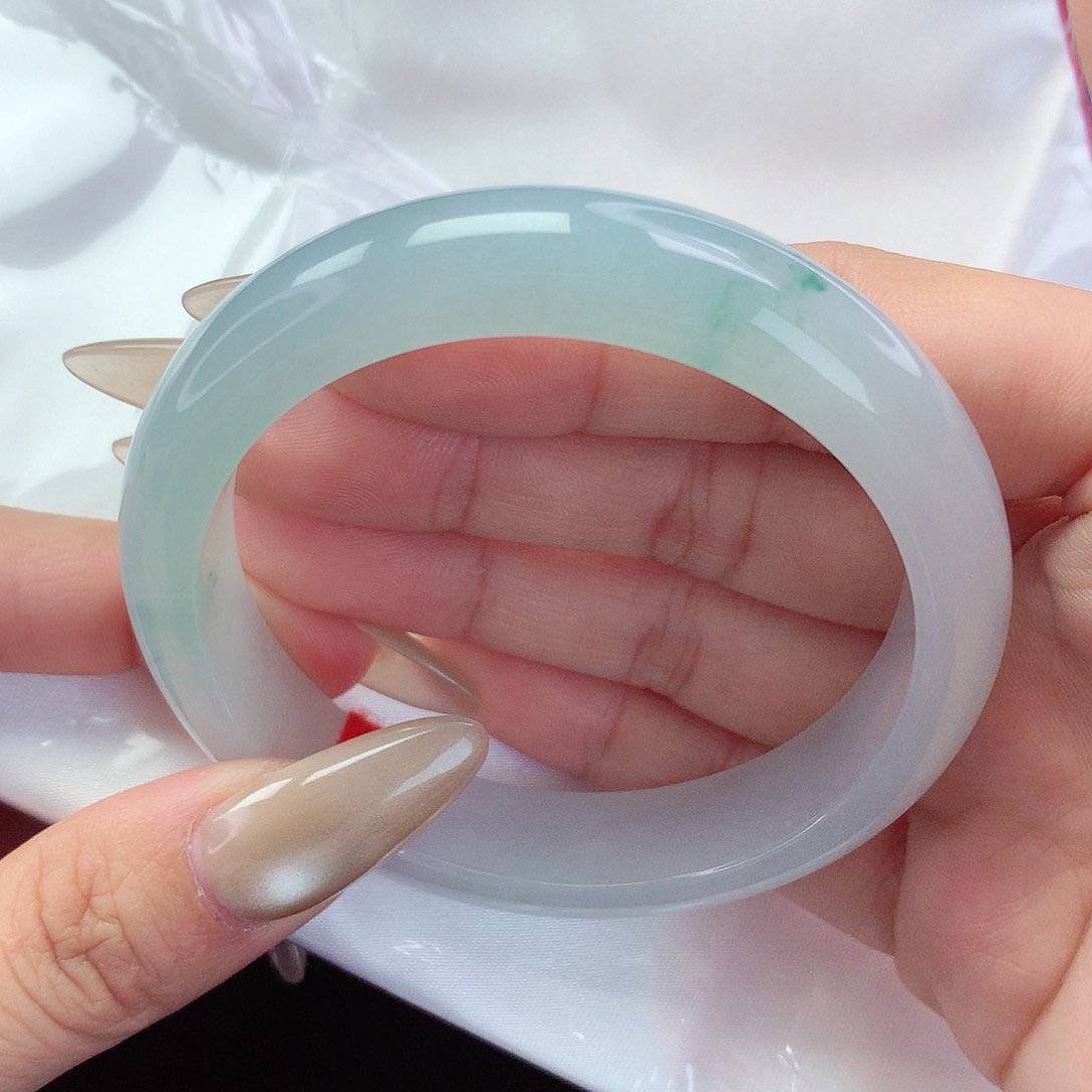 【闪购商品】翡翠未镶嵌手镯a 86305