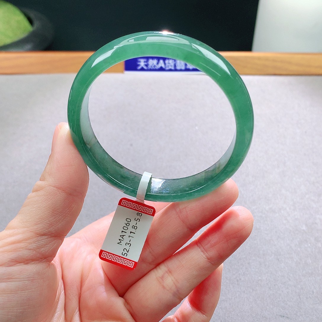 未镶嵌手镯翡翠天然翡翠手镯a货