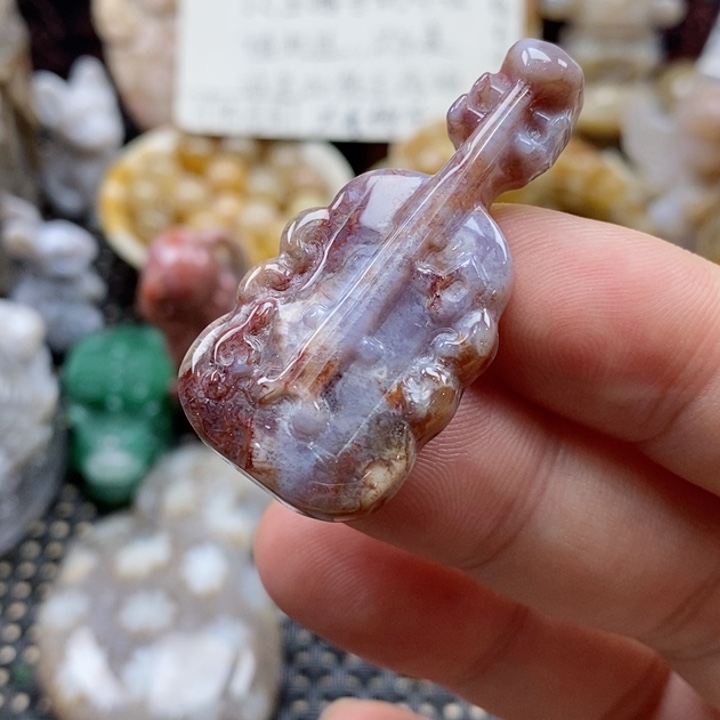 硅化珊瑚（珊瑚玉）颈饰未镶嵌