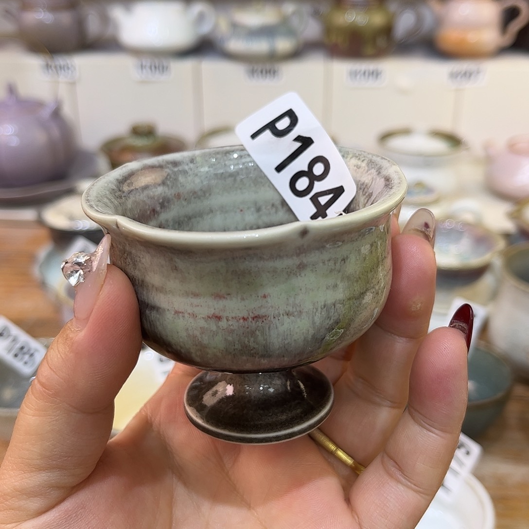 白泥茶杯陶瓷艺术