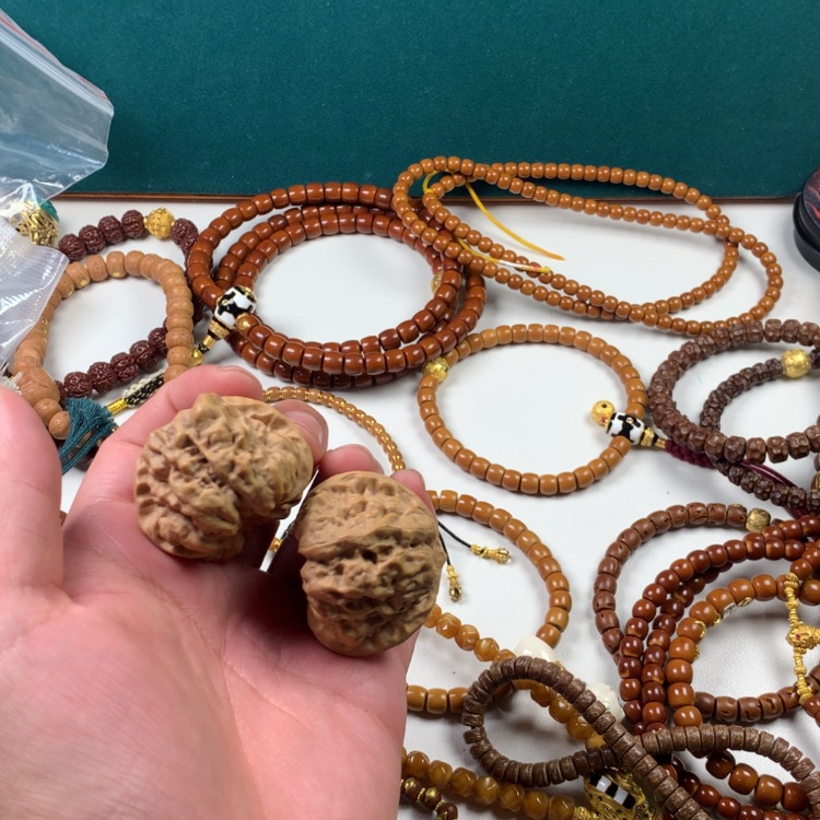 【闪购商品】文玩核桃吊坠。。。。。。。。。。。。