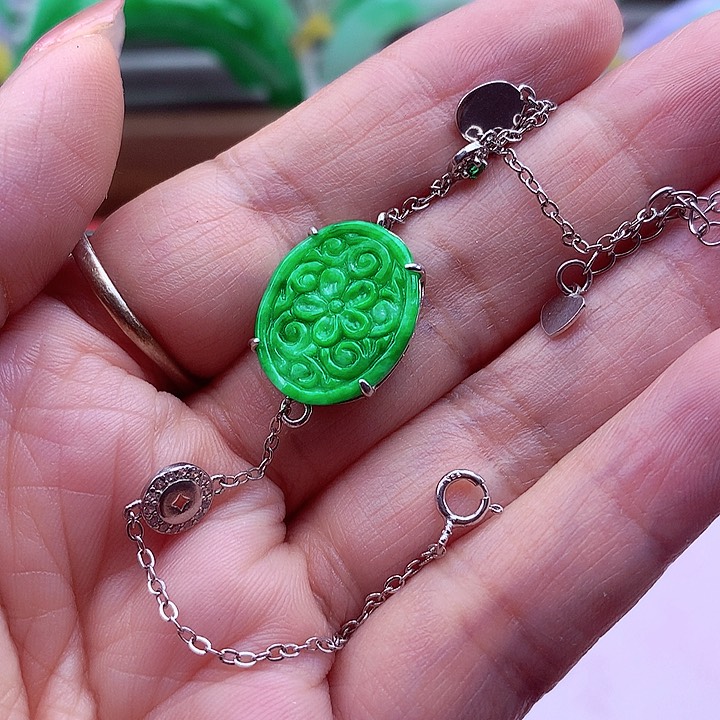 翡翠颈饰银S925镶嵌翡翠