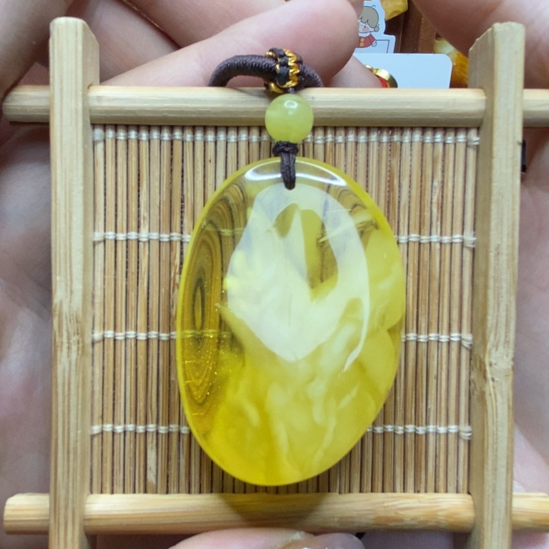 定制琥珀未镶嵌陈