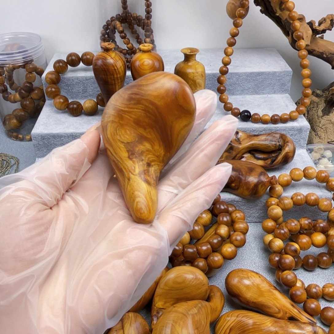 柏木（崖柏）太行崖柏黄泥膏手把件