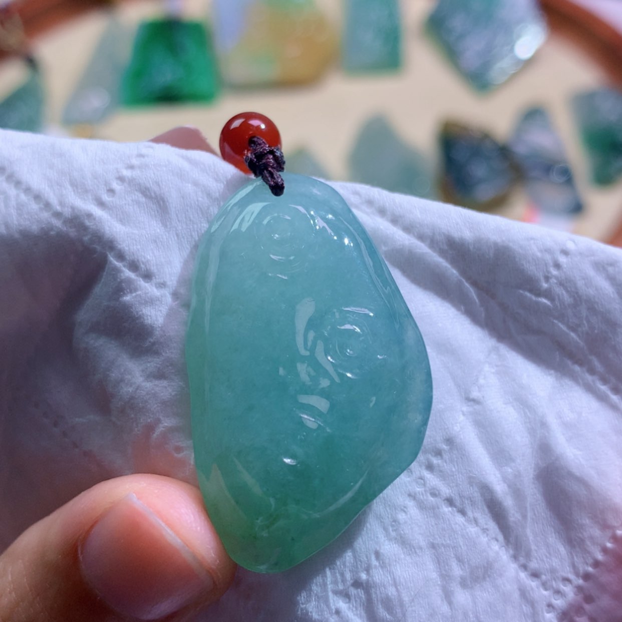 【闪购商品】翡翠未镶嵌吊坠(不含链)