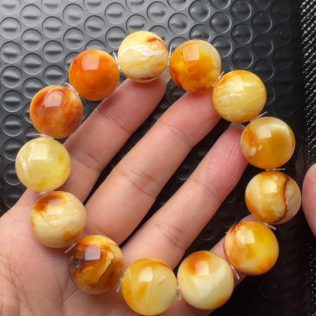 琥珀裸石未镶嵌琥珀裸石未镶嵌17