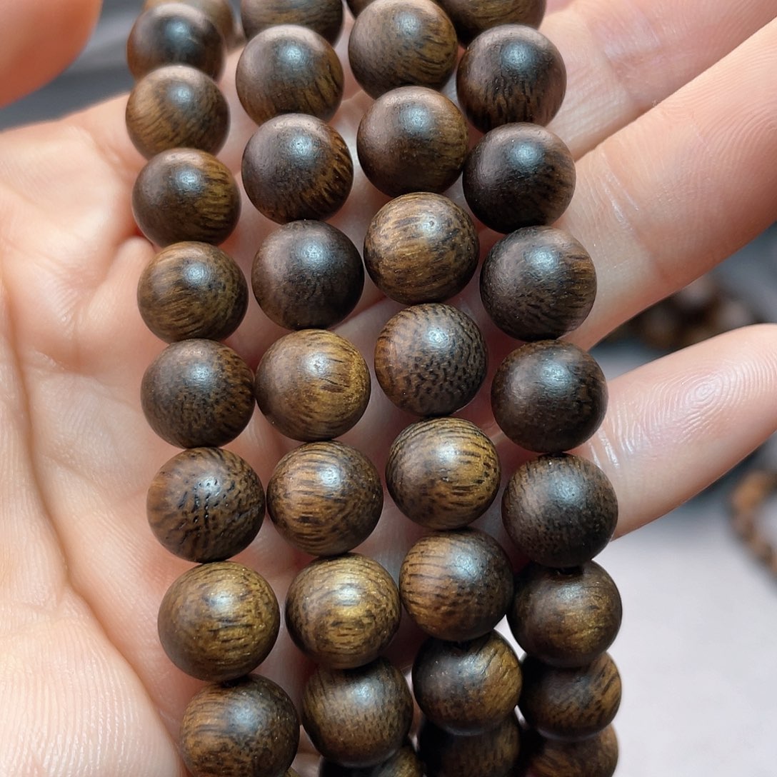 沉香手串沙**洲富森红土瘤疤