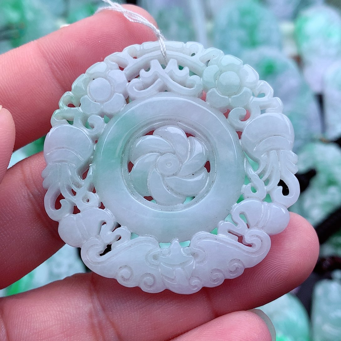 翡翠吊坠(不含链)未镶嵌