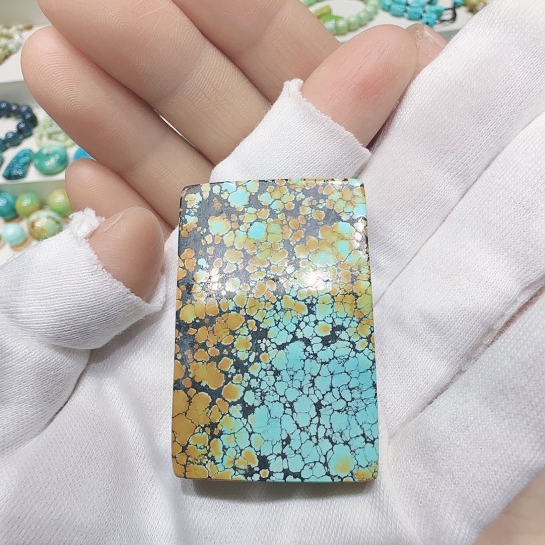 绿松石未镶嵌原矿绿松石