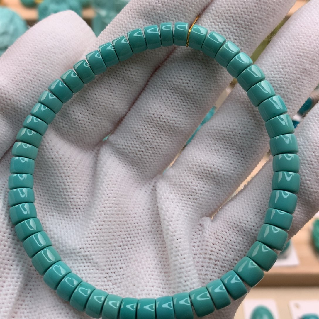 绿松石珠宝玉石未镶嵌