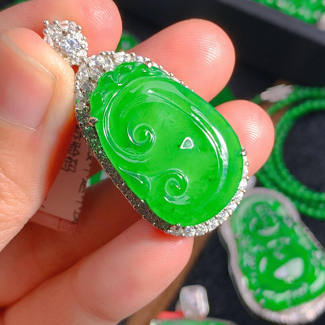 翡翠吊坠(不含链)未镶嵌