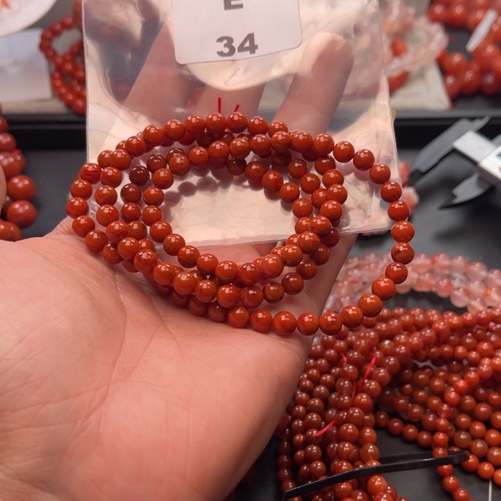 南红玛瑙未镶嵌多样性发货默认微瑕称重6mm