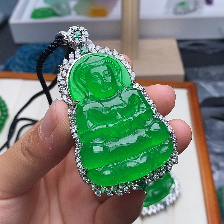 翡翠未镶嵌颈饰187手串