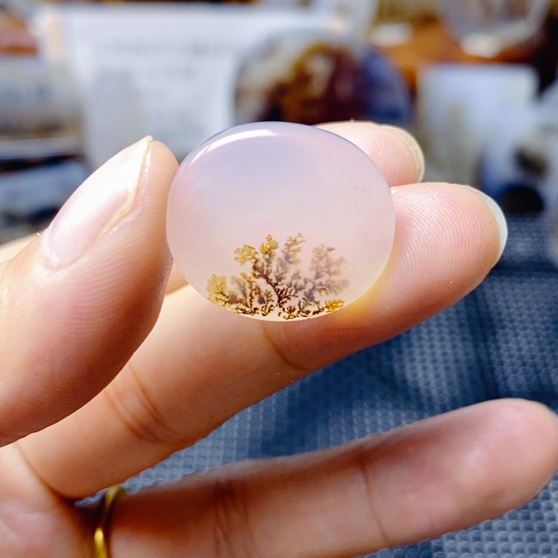 玛瑙/玉髓未镶嵌珠宝奇石