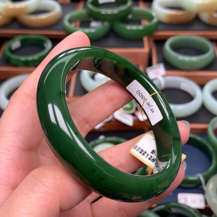 和田玉（碧玉）未镶嵌手镯58