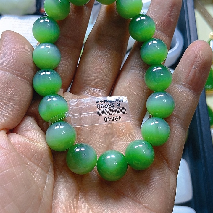 和田玉（碧玉）手链未镶嵌幸*草