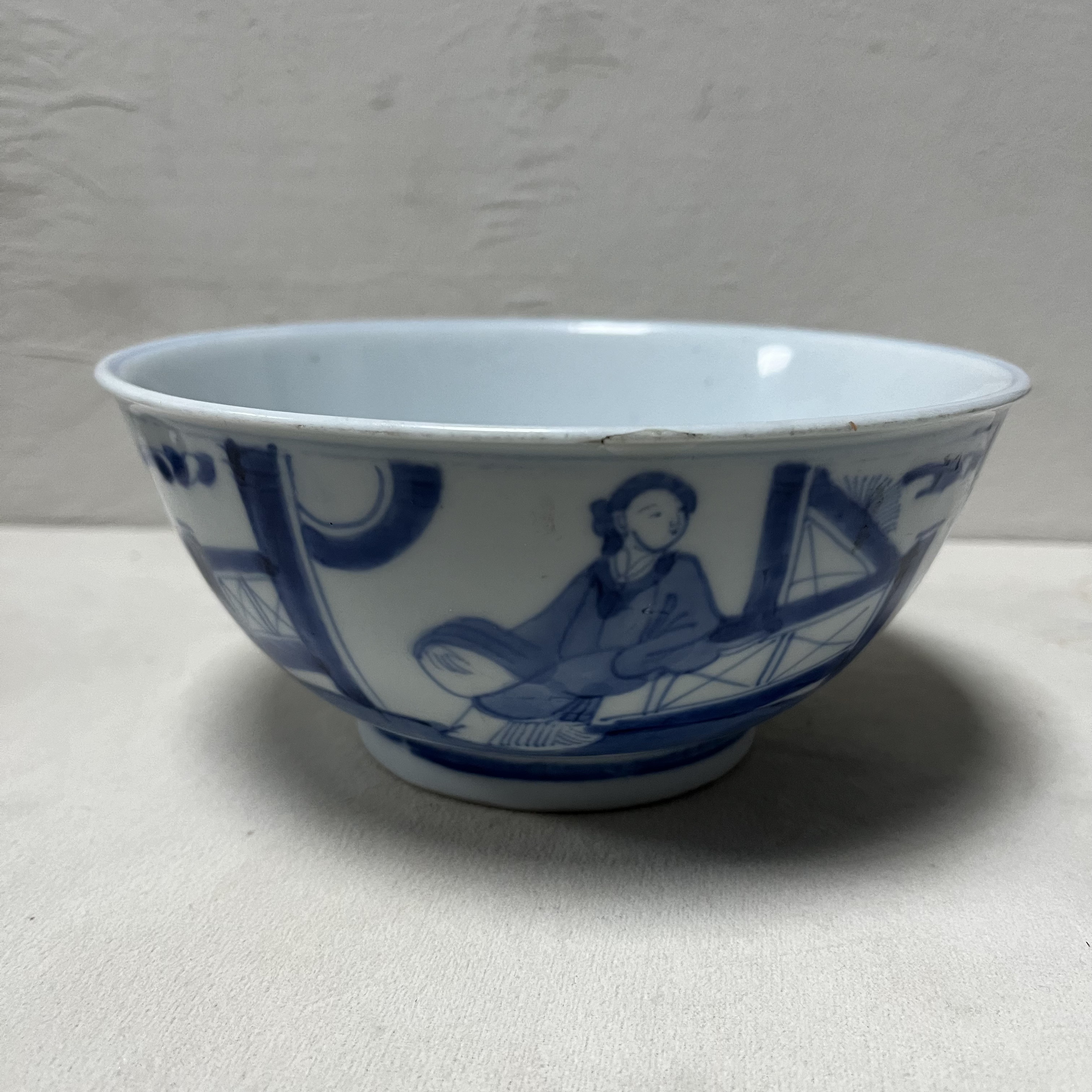 青花待月西厢下故事图大碗