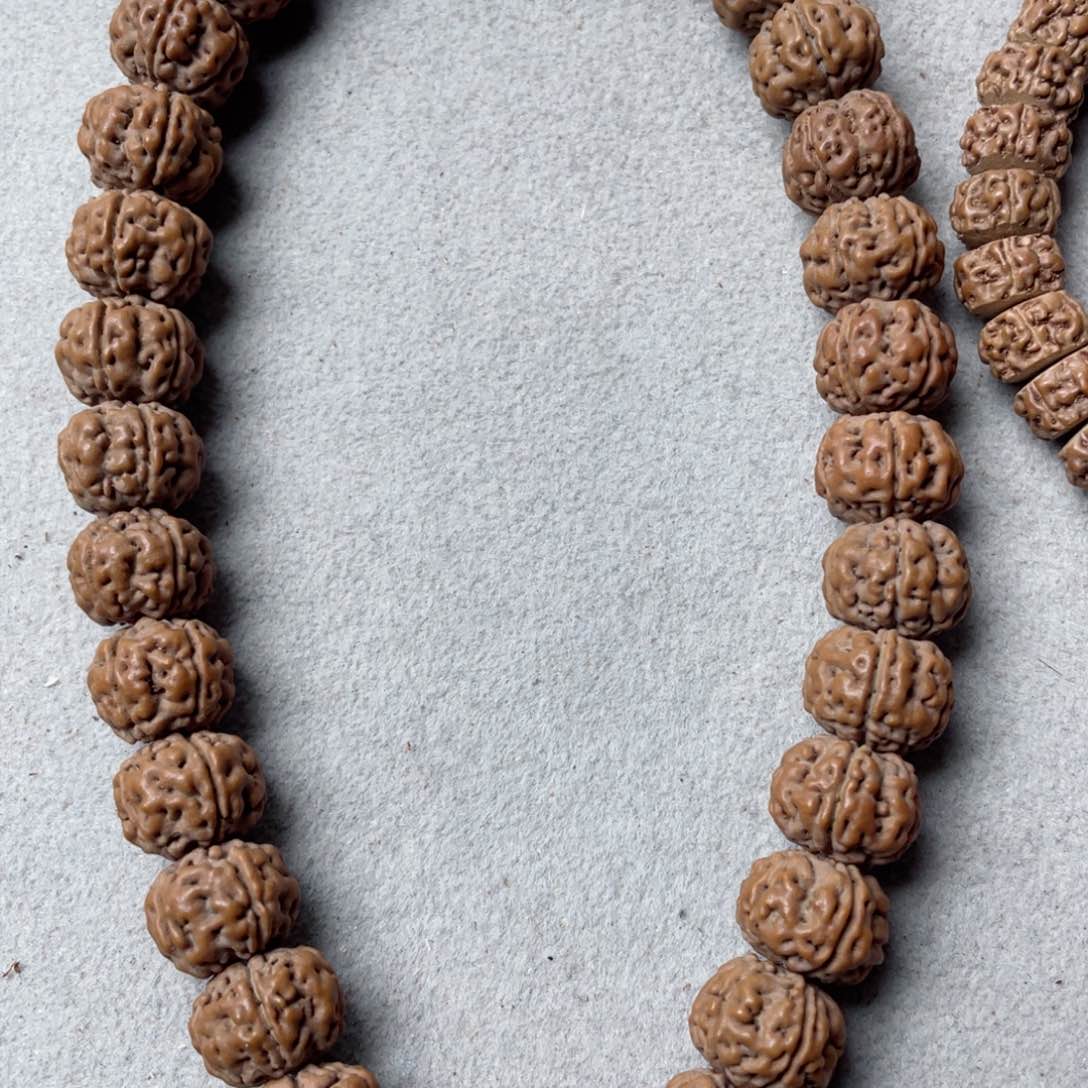 金刚菩提吊坠高规整纯血勿里达老树王手持