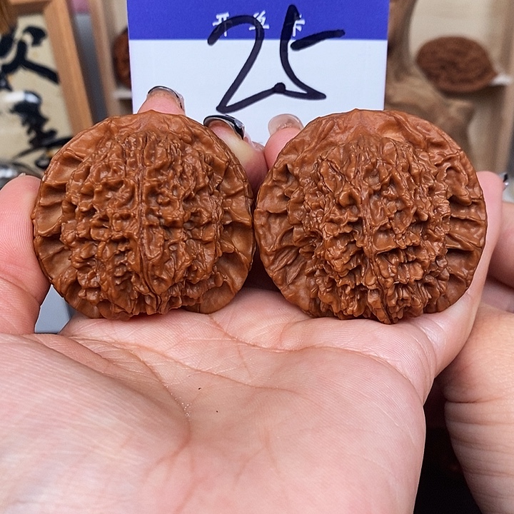 桃核吊坠大花50有修s