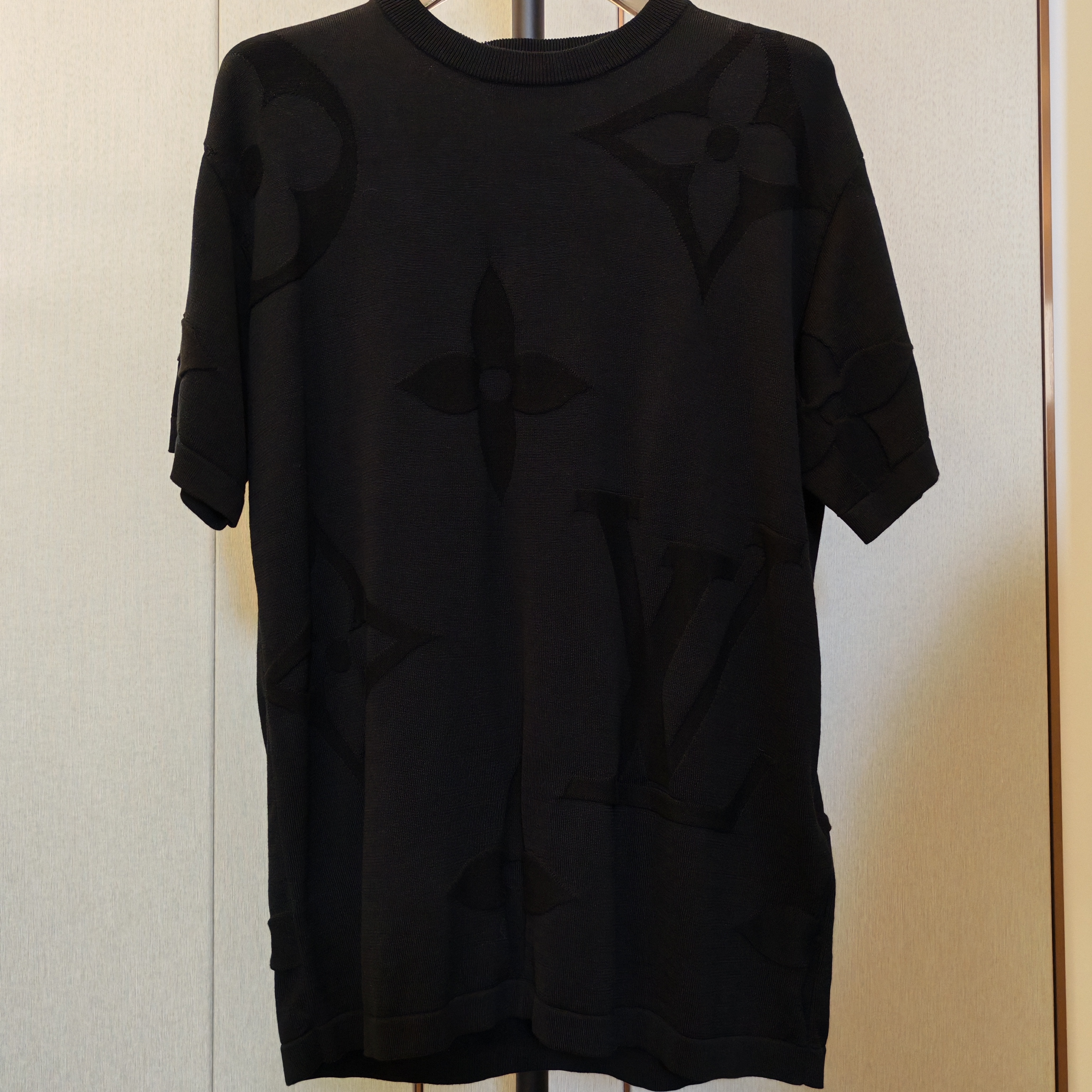 99新 LouisVuitton/路易威登 经典黑提花短袖 7060