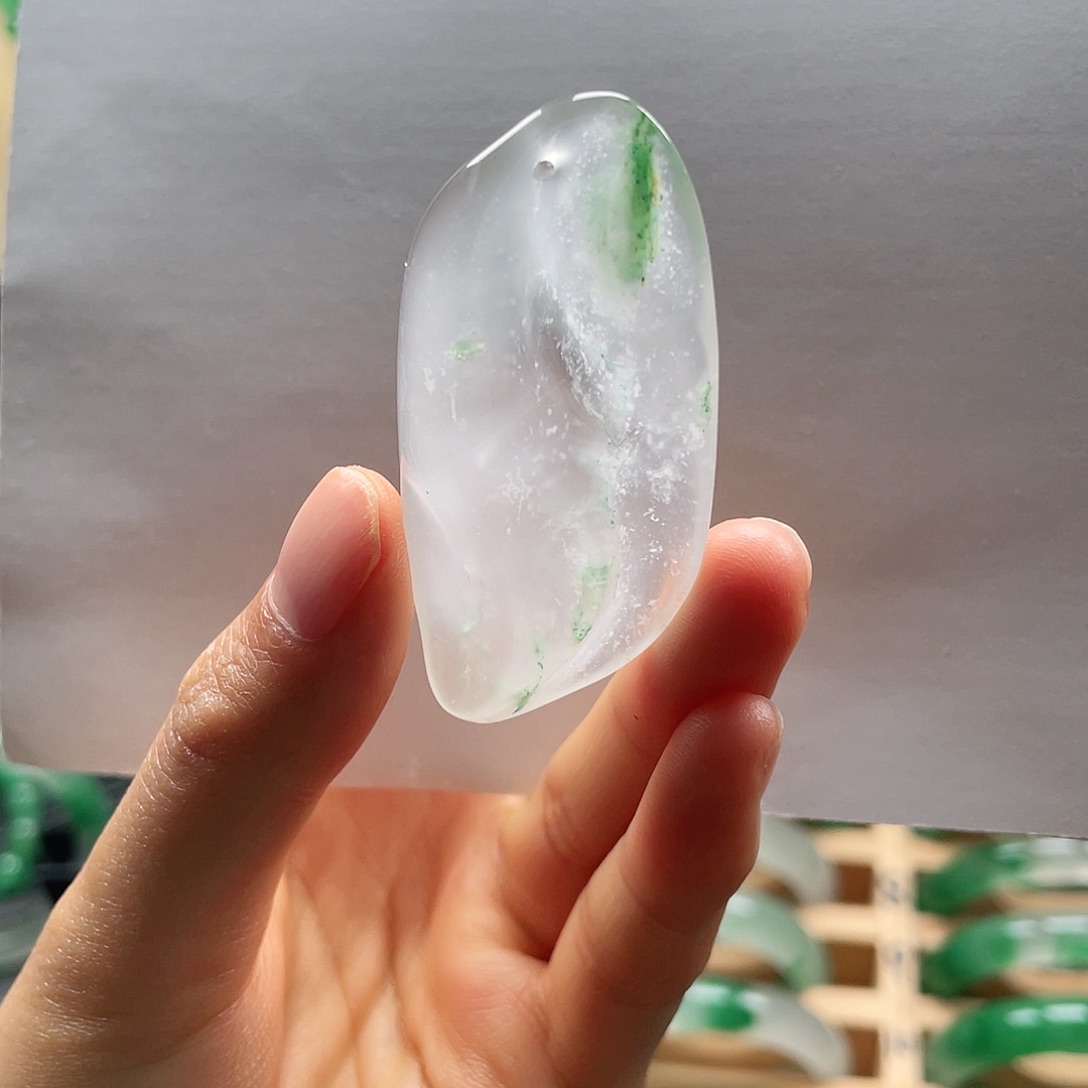 石英质玉挂件未镶嵌