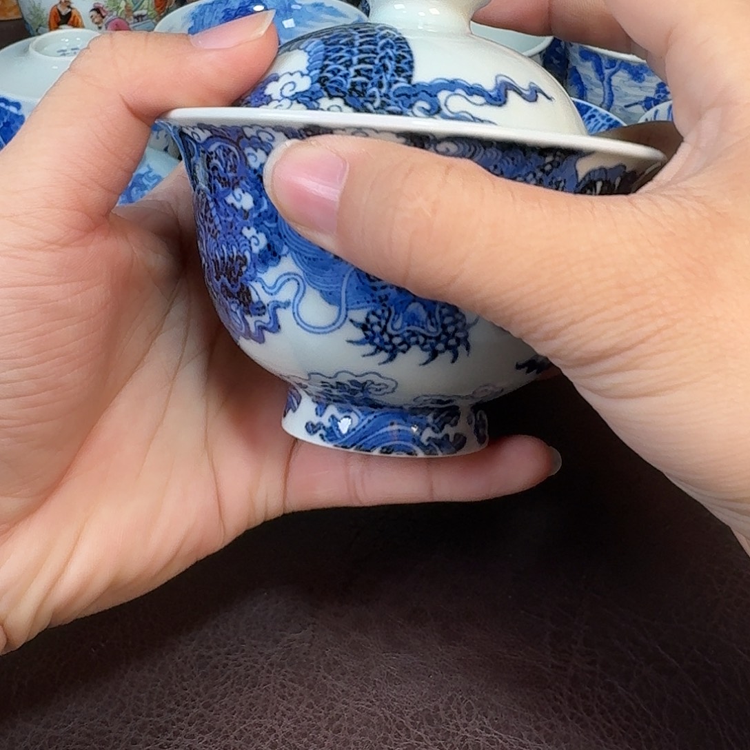 幽***寒现代景德镇陶瓷盖碗