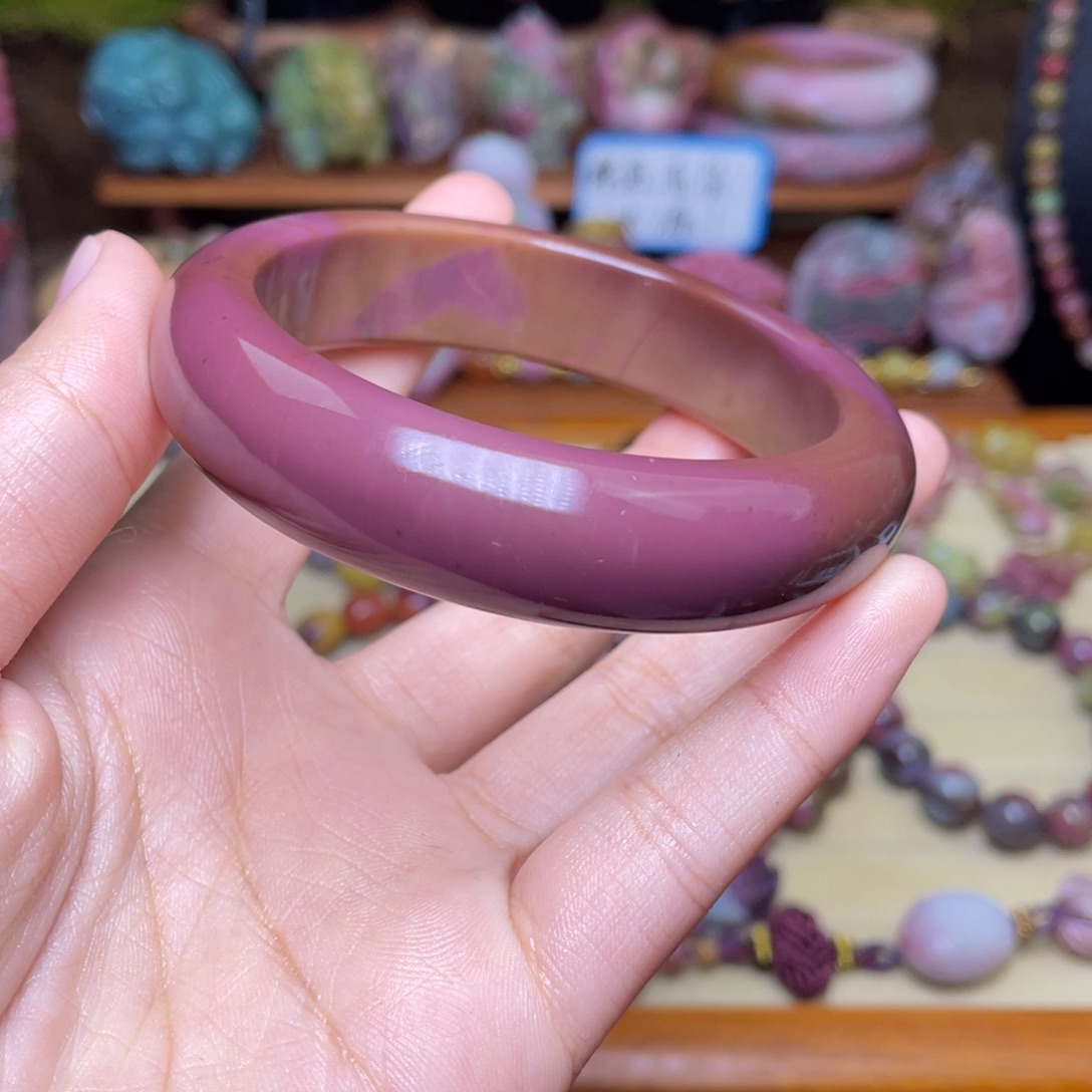 玛瑙/玉髓珠宝半成品未镶嵌快**行盐源玛瑙紫色手镯